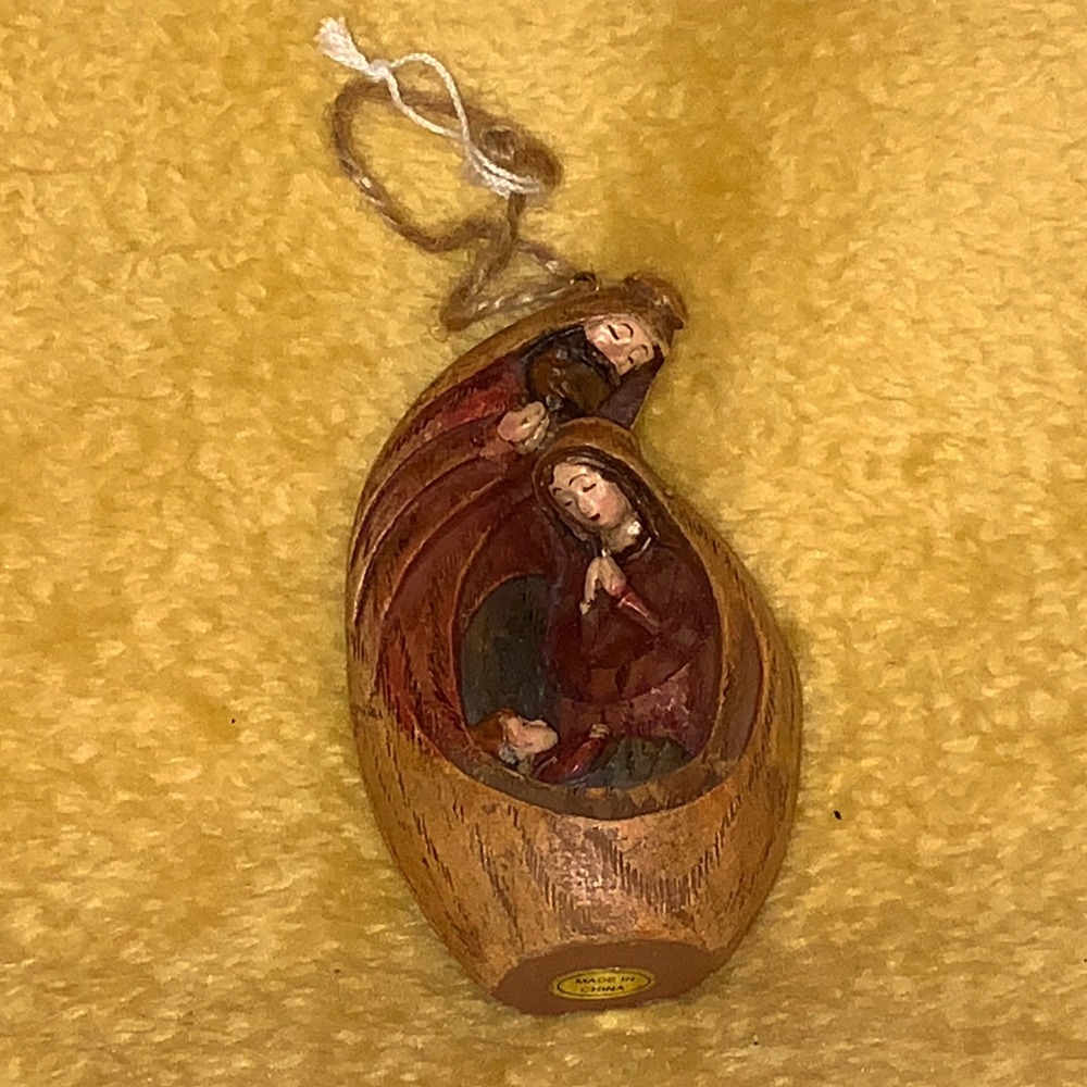 VNTG Nativity Scene Ornament Holy Family Carved Wood Look Christmas Tree Hanging